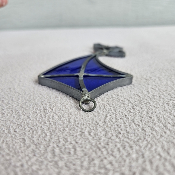 VTG Stained Glass Blue Kite Suncatcher Hanging Metal 6" Handcrafted - Picture 4 of 10